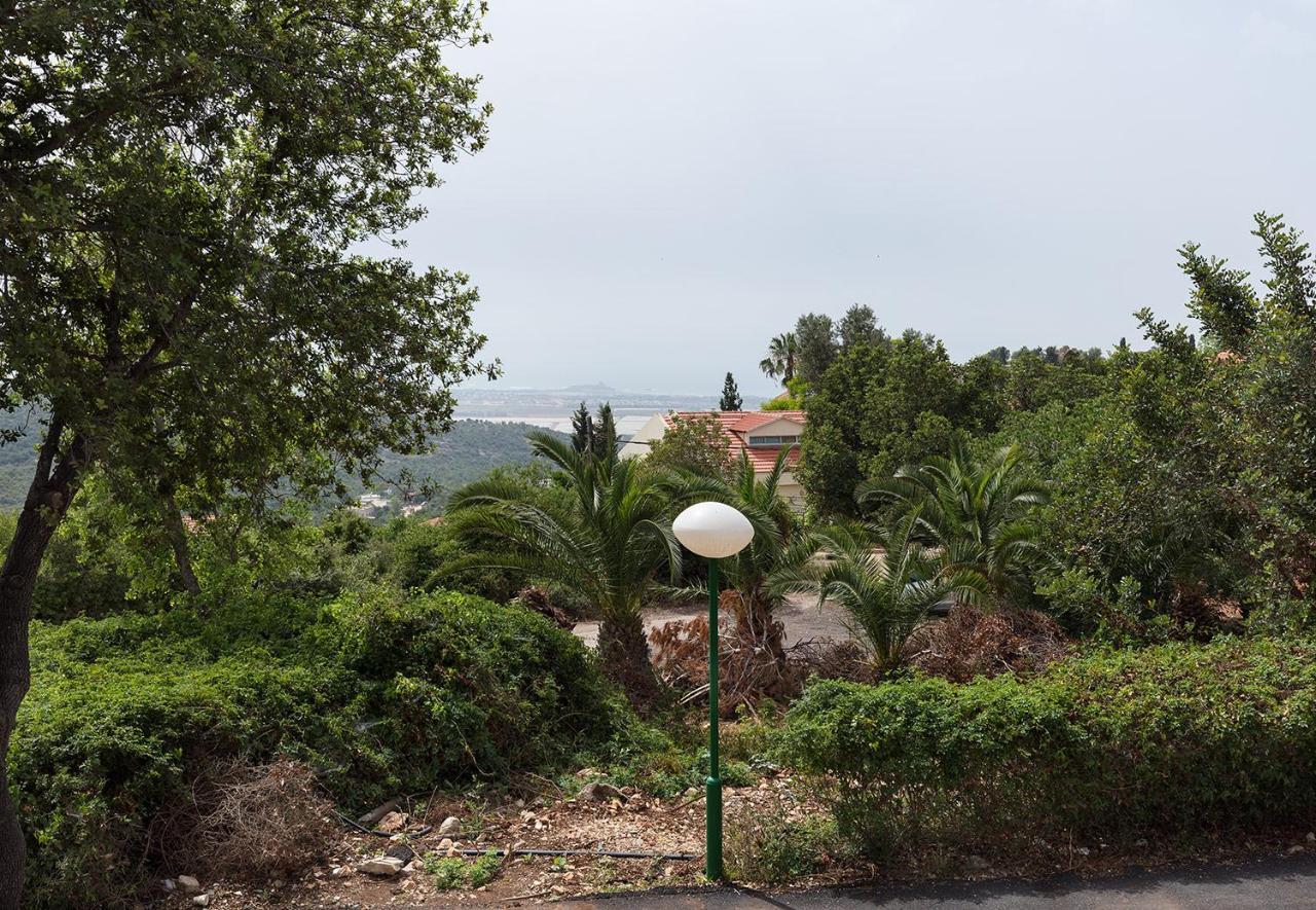 Nir Etzion Resort Ein Hod Exterior foto